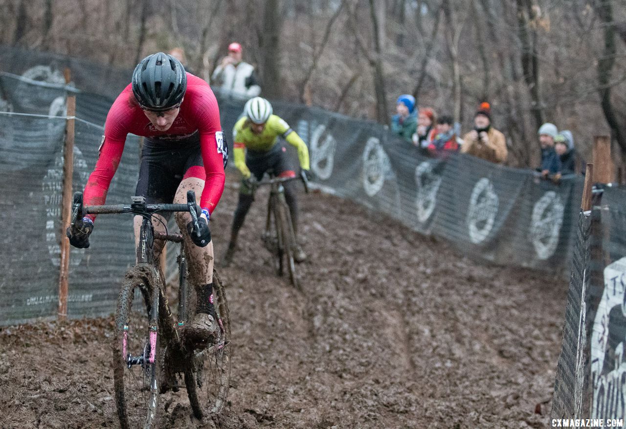 Carter in control on lap one coming down the chicanes with Morton chasing. Junior Men 17-18. 2018 Cyclocross National Championships, Louisville, KY. © A. Yee / Cyclocross Magazine