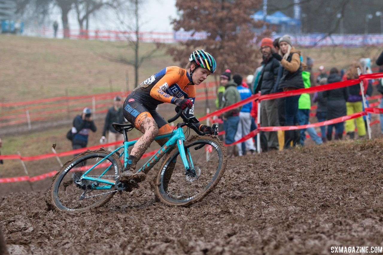 Clara Honsinger only had a little trouble once in the lead. U23 Women. 2018 Cyclocross National Championships, Louisville, KY. © A. Yee / Cyclocross Magazine