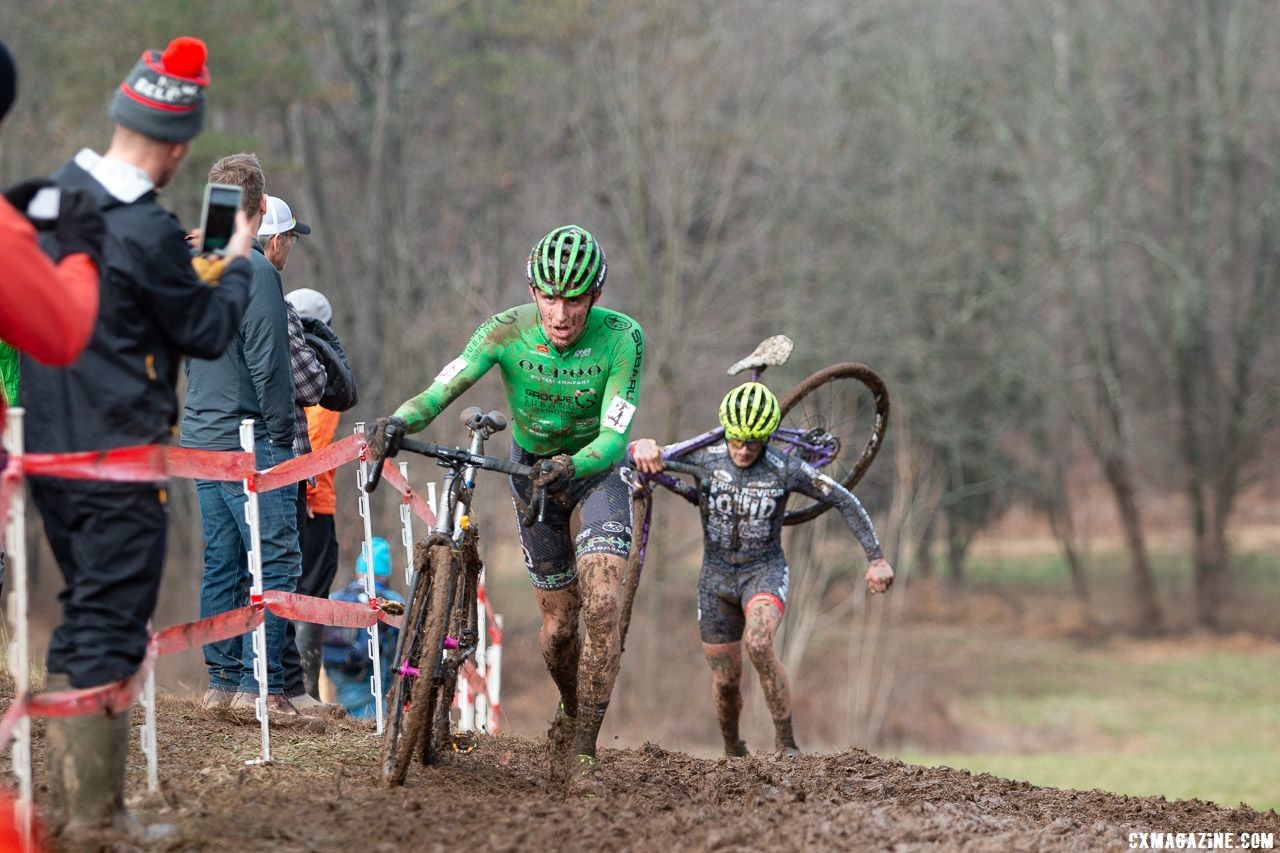 Gage Hecht and Anthony Clark had fast starts and led the chase of the Cannondale p/b CyclocrossWorld teammates. Elite Men. 2018 Cyclocross National Championships, Louisville, KY. © A. Yee / Cyclocross Magazine