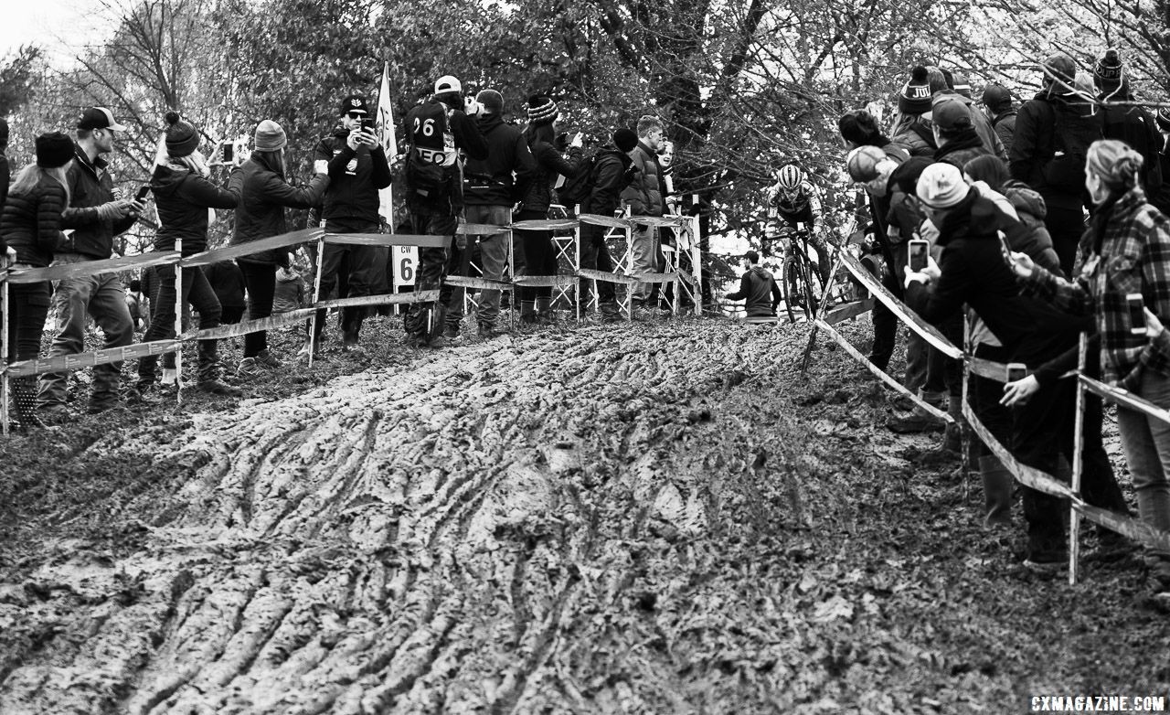 Off the front, Katie Compton gets set to dive in the descent. Elite Women. 2018 Cyclocross National Championships, Louisville, KY. © A. Yee / Cyclocross Magazine