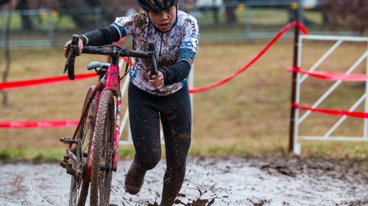 EiEire Chen got a late win in the Junior Women 11-12 race on Saturday. Junior Women 11-12. 2018 Cyclocross National Championships, Louisville, KY. © A. Yee / Cyclocross Magazine
