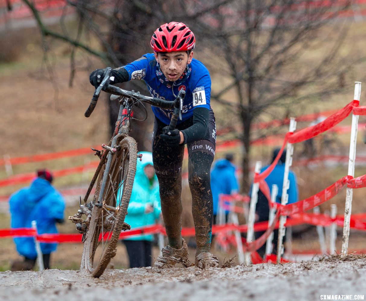 Conditions made the climbs unrideable. Junior Men 11-12. 2018 Cyclocross National Championships, Louisville, KY. © A. Yee / Cyclocross Magazine