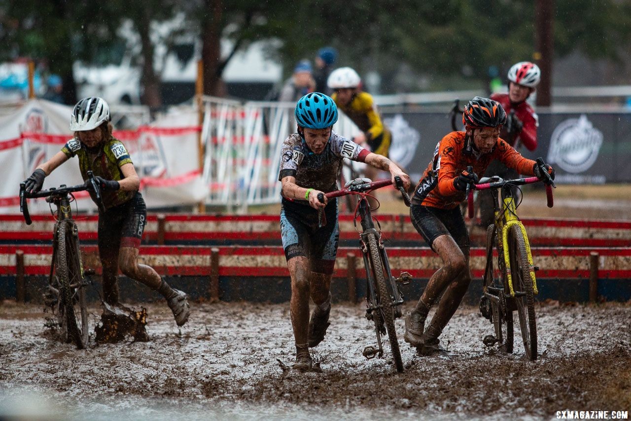 In recent years we have seen juniors hopping barriers. with little speed leading into them, riders opted to dismount. Junior Men 13-14. 2018 Cyclocross National Championships, Louisville, KY. © A. Yee / Cyclocross Magazine