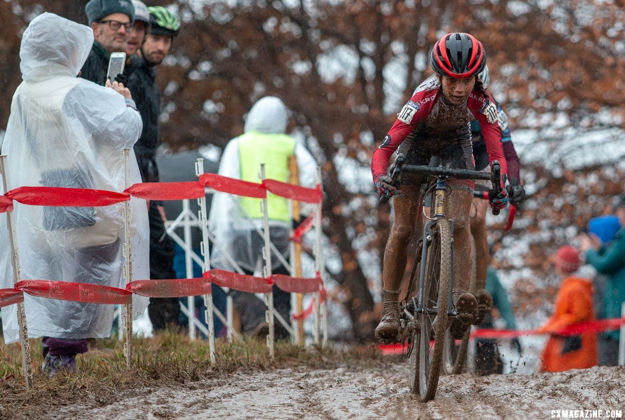 Vida Lopez de San Roman started in the back row but repeated her silver medal from Reno. Junior Women 13-14. 2018 Cyclocross National Championships, Louisville, KY. © A. Yee / Cyclocross Magazine