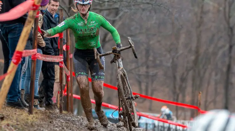 Zoerner on her way to a second National title. Junior Women 15-16. 2018 Cyclocross National Championships, Louisville, KY. © A. Yee / Cyclocross Magazine