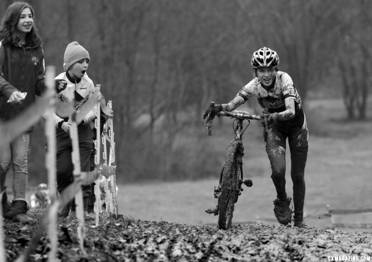 Some riders experienced more mud packing on their bikes than others. Junior Women 15-16. 2018 Cyclocross National Championships, Louisville, KY. © A. Yee / Cyclocross Magazine