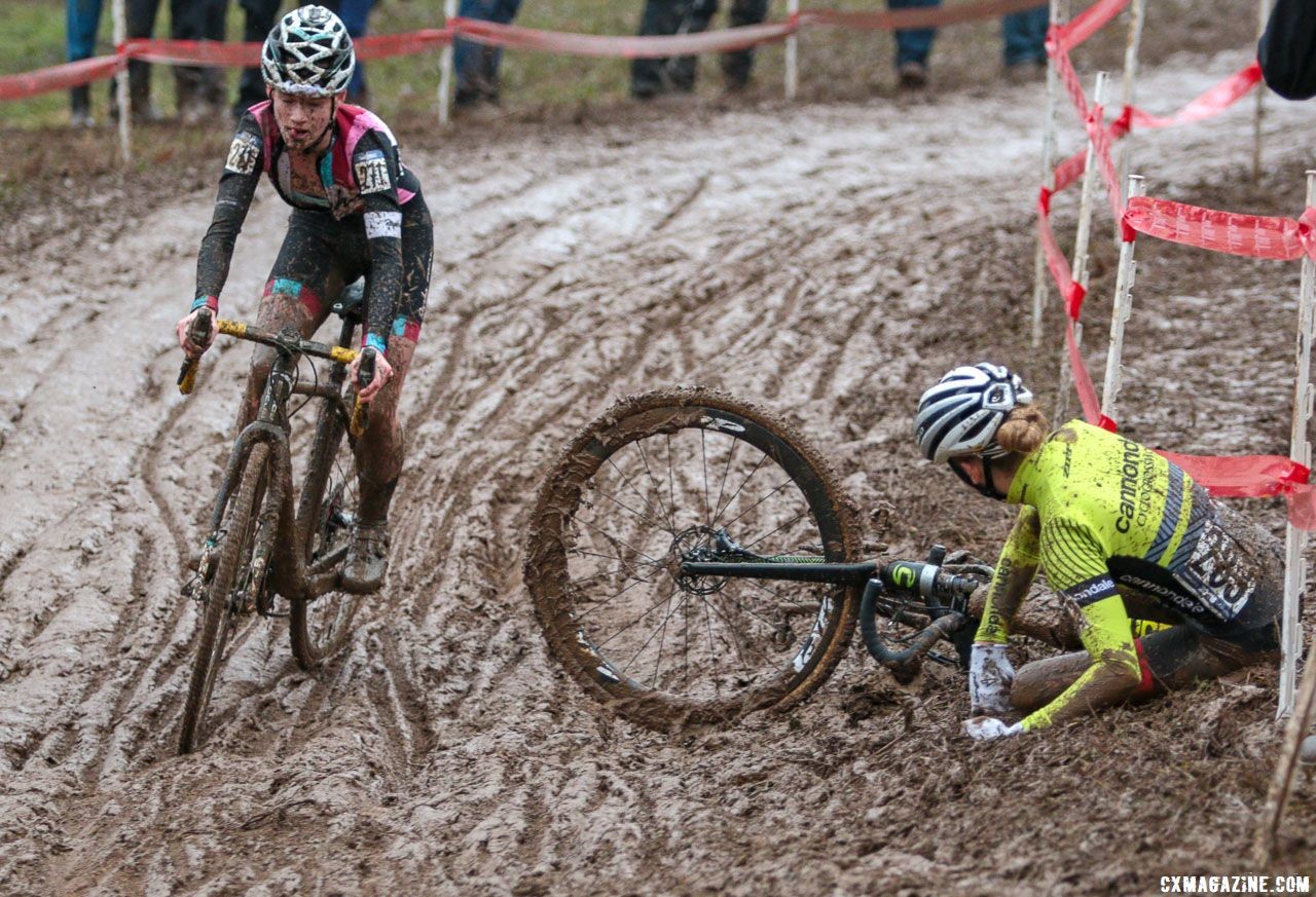 The key crash when the leading two, Gunsalus and Hickey, went down. Junior Women 15-16. 2018 Cyclocross National Championships, Louisville, KY. © A. Yee / Cyclocross Magazine