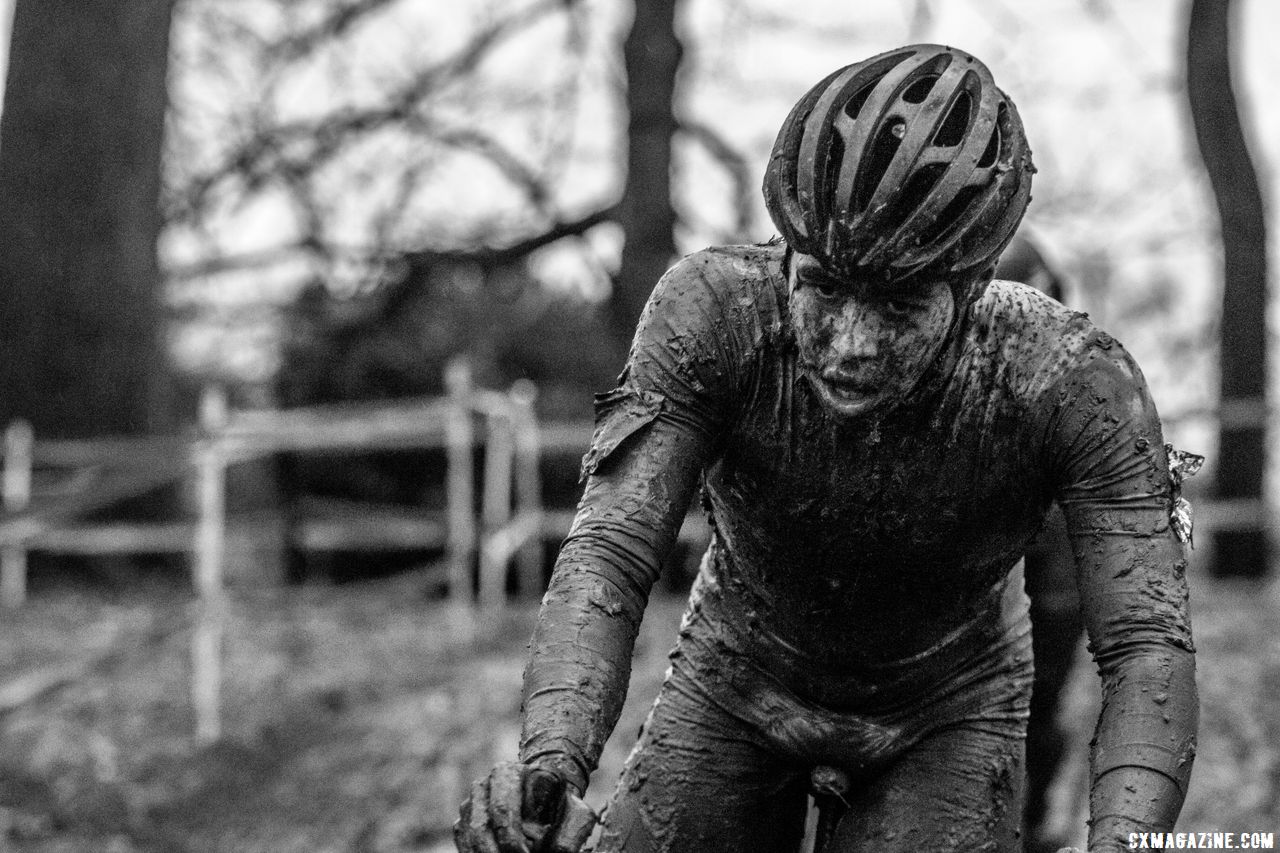 The mud made riders and their numbers unrecognizeable. Collegiate Varsity Men. 2018 Cyclocross National Championships, Louisville, KY. © A. Yee / Cyclocross Magazine