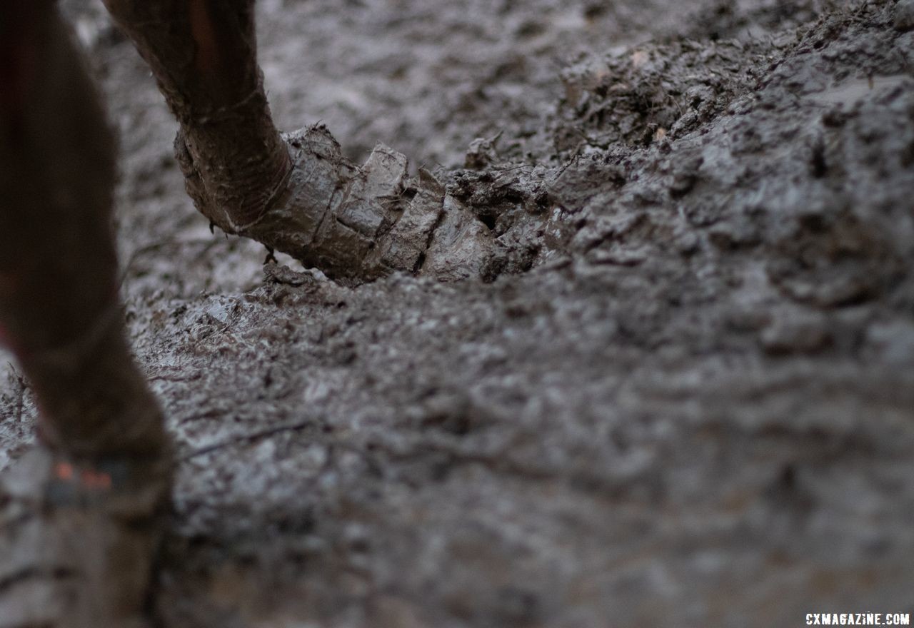 The mud was ankle deep in many spots. Collegiate Varsity Men. 2018 Cyclocross National Championships, Louisville, KY. © A. Yee / Cyclocross Magazine