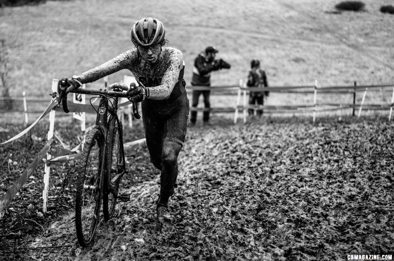 Funston giives chase and would finish second. Collegiate Varsity Men. 2018 Cyclocross National Championships, Louisville, KY. © A. Yee / Cyclocross Magazine