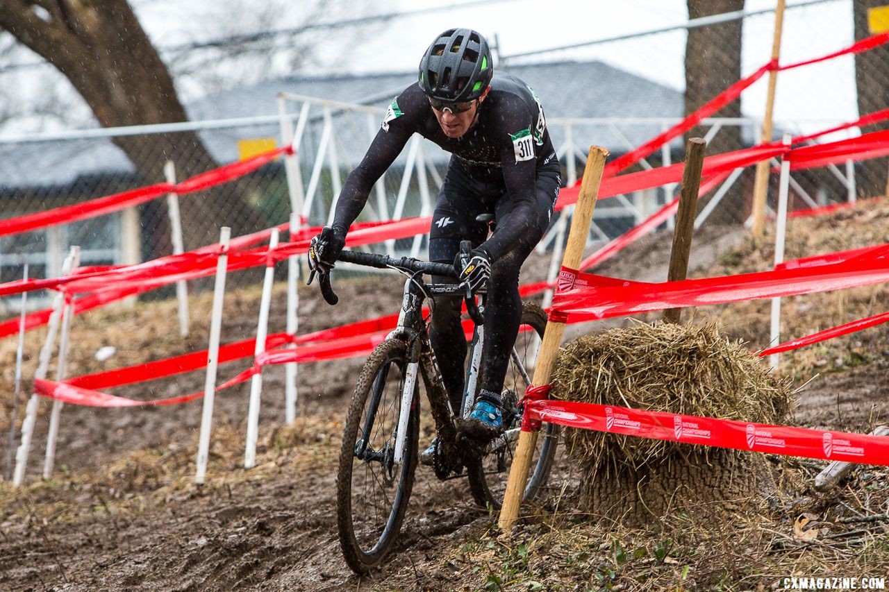 Kevin Day was an early race leader. Masters Men 40-44. 2018 Cyclocross National Championships, Louisville, KY. © K. Baumgardt / Cyclocross Magazine