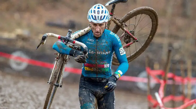 Myerson ran away with the race to win his third title. Masters Men 45-49. 2018 Cyclocross National Championships, Louisville, KY. © K. Baumgardt / Cyclocross Magazine