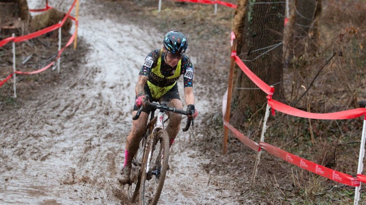 Strum learned descending skills at enduro races. Singlespeed Women. 2018 Cyclocross National Championships, Louisville, KY. © A. Yee / Cyclocross Magazine