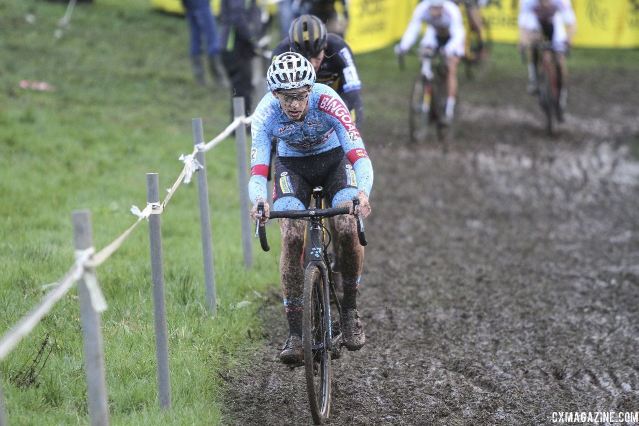 Michael Vanthourenhout asserted himself at the front. 2018 Vlaamse Druivencross Overijse. © B. Hazen / Cyclocross Magazine
