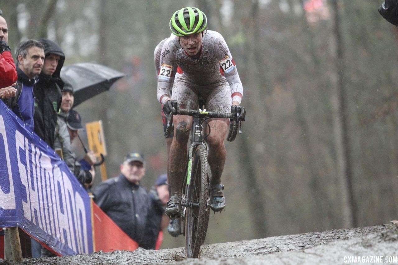 Marianne Vos and Annemarie Worst battled for second. 2018 World Cup Namur. © B. Hazen / Cyclocross Magazine