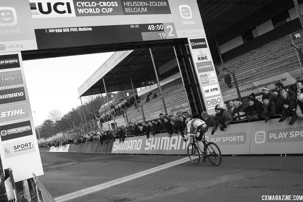 Wout van Aert chases with two to go. 2018 World Cup Heusden-Zolder. © B. Hazen / Cyclocross Magazine