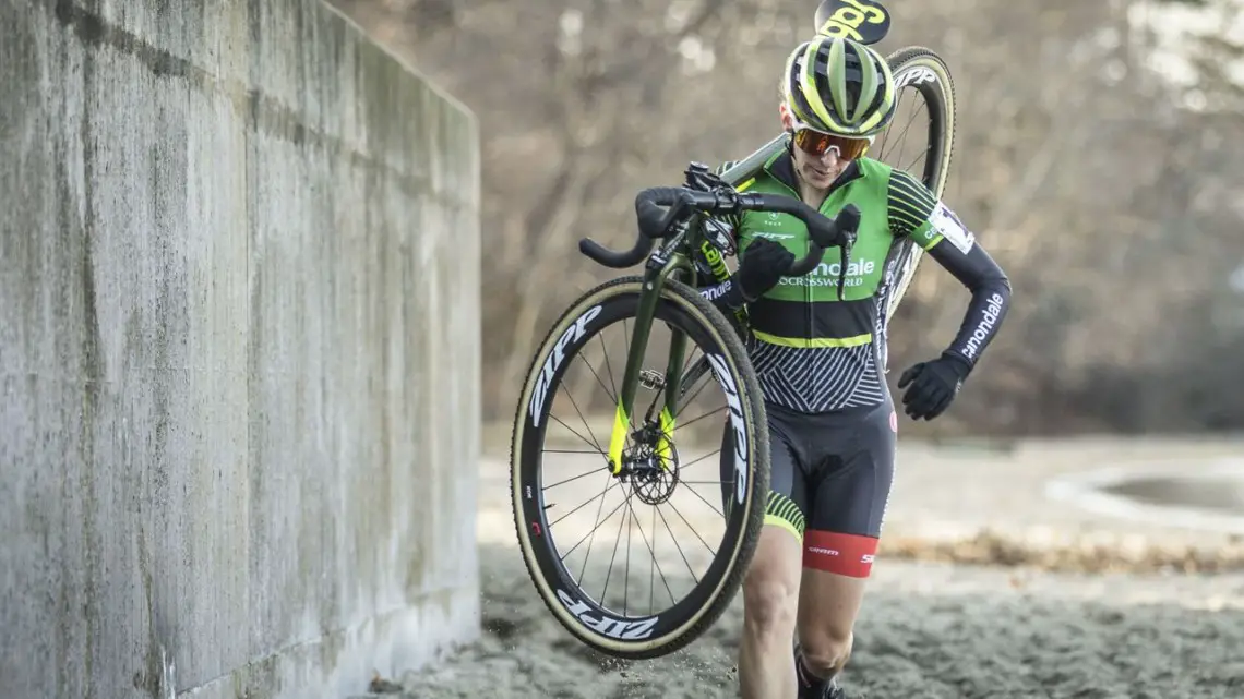 Kaitie Keough runs to a win on Day 1 of the 2018 NBX Gran Prix of Cyclocross. © Angelica Dixon