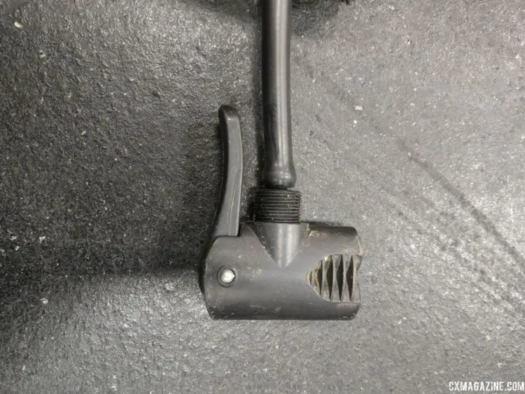 The author used a Park Tools pump Presta chuck with the Audew inflator. Audew Cordless Air Compressor. © C. Mayhew / Cyclocross Magazine