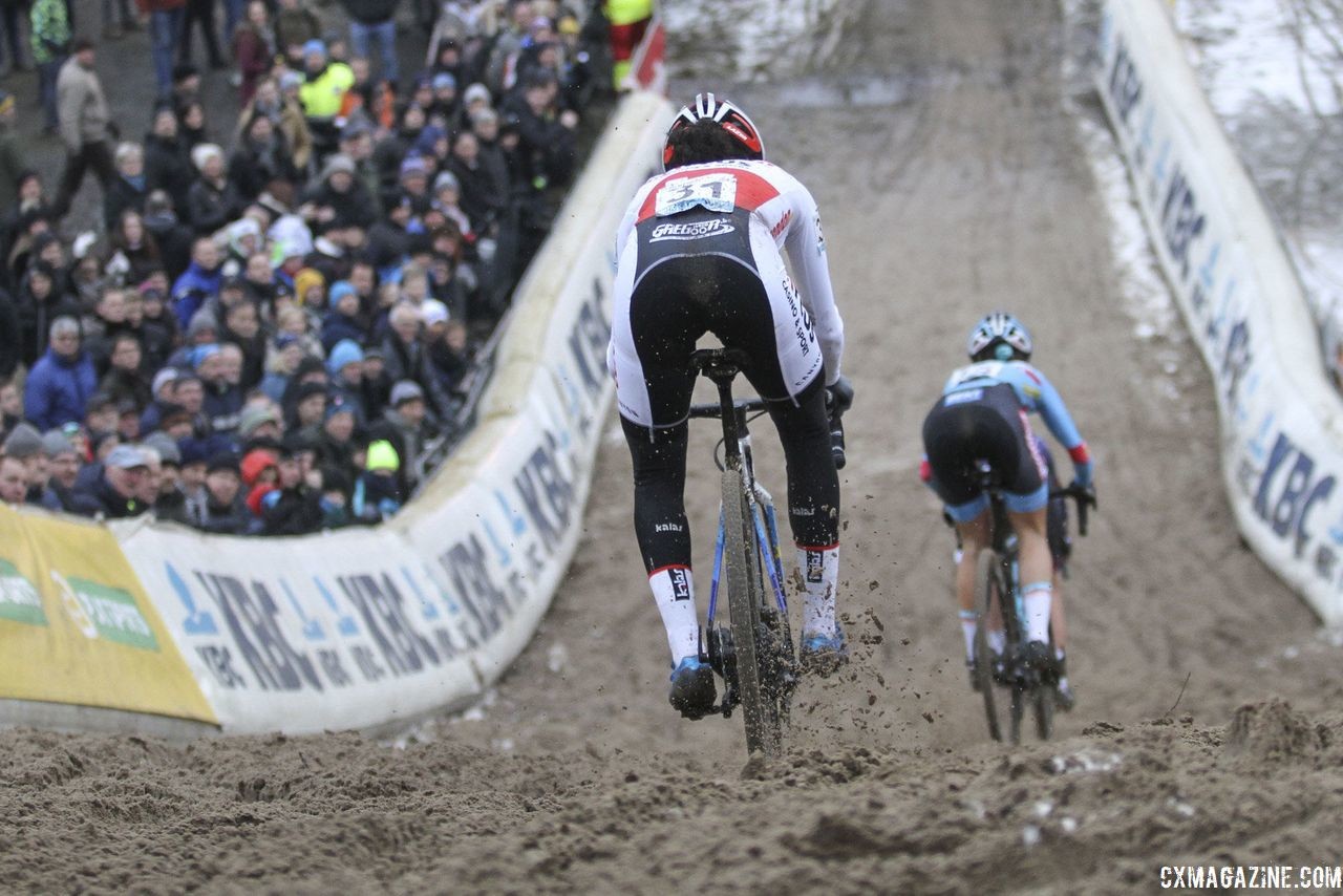 Del Carmen Alvarado and Betsema take the drop. 2018 Superprestige Zonhoven. © B. Hazen / Cyclocross Magazine