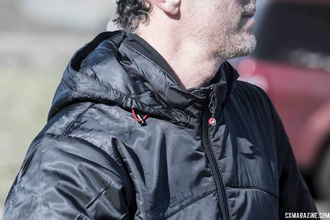 The Maccanico jacket has a water-resistant outer layer and synthetic down insluation. Castelli Meccanico Puffy Jacket. © C. Lee