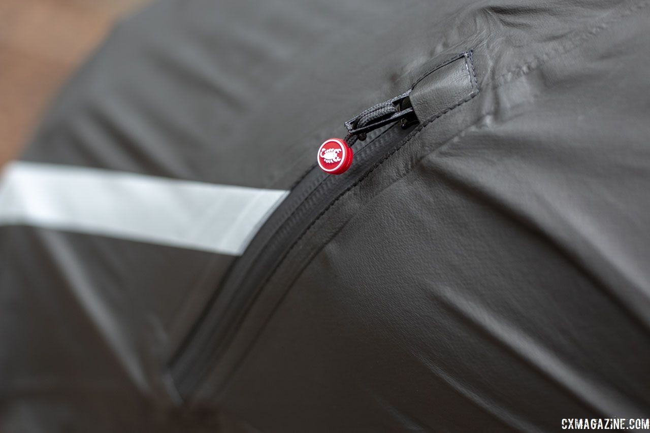 The jacket comes with easy-to-us zippers. Castelli Irdo 2 Rain Jacket. © A. Yee / Cyclocross Magazine