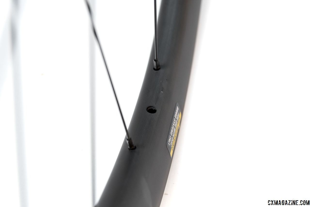 The rims have asymmetric spoke holes. Irwin AON GX 35 Carbon Tubeless Clincher Wheelset. © C. Lee / Cyclocross Magazine 