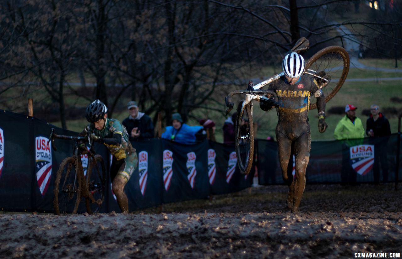 Caleb Swartz used his running legs to secure the Collegiate Varsity Men's victory. 2018 Cyclocross National Championships, Louisville, KY. © A. Yee / Cyclocross Magazine