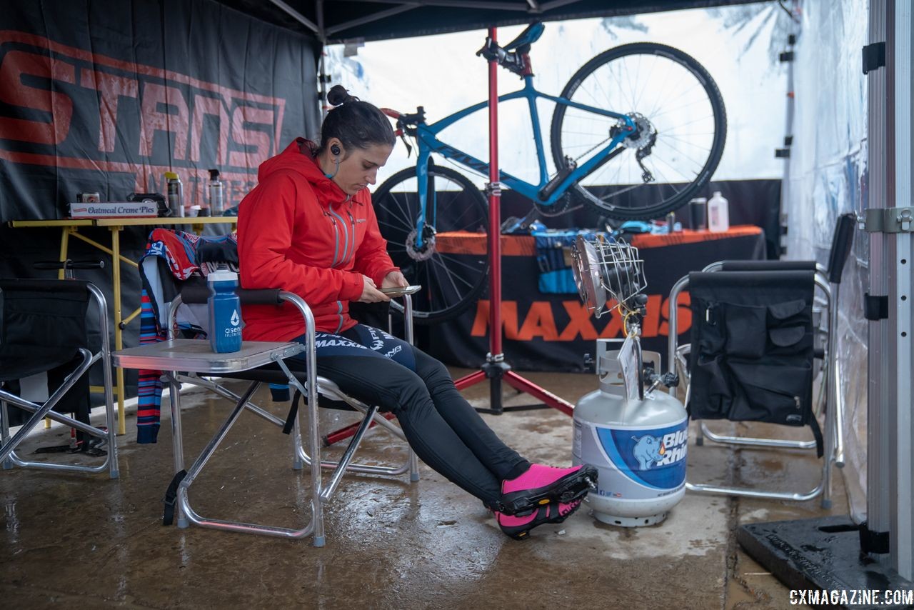 Courtenay McFadden waits for the start of her race on Sunday. 2018 Louisville Cyclocross Nationals, Saturday and Sunday. © Drew Coleman