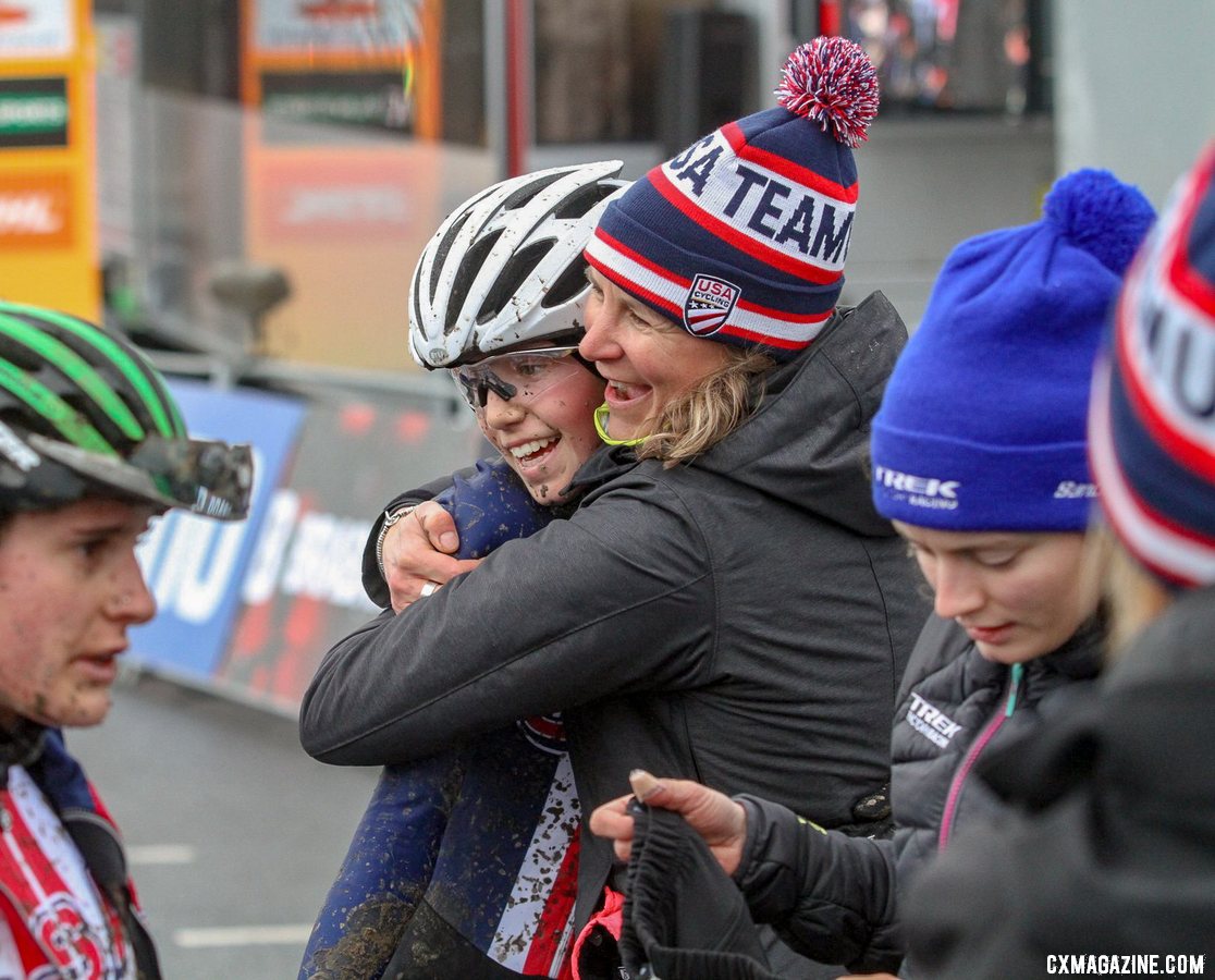 Meredith Miller has been a mentor and inspiration for Munro. Elite Women. 2019 Hoogerheide World Cup, GP Adri van der Poel. © B. Hazen / Cyclocross Magazine