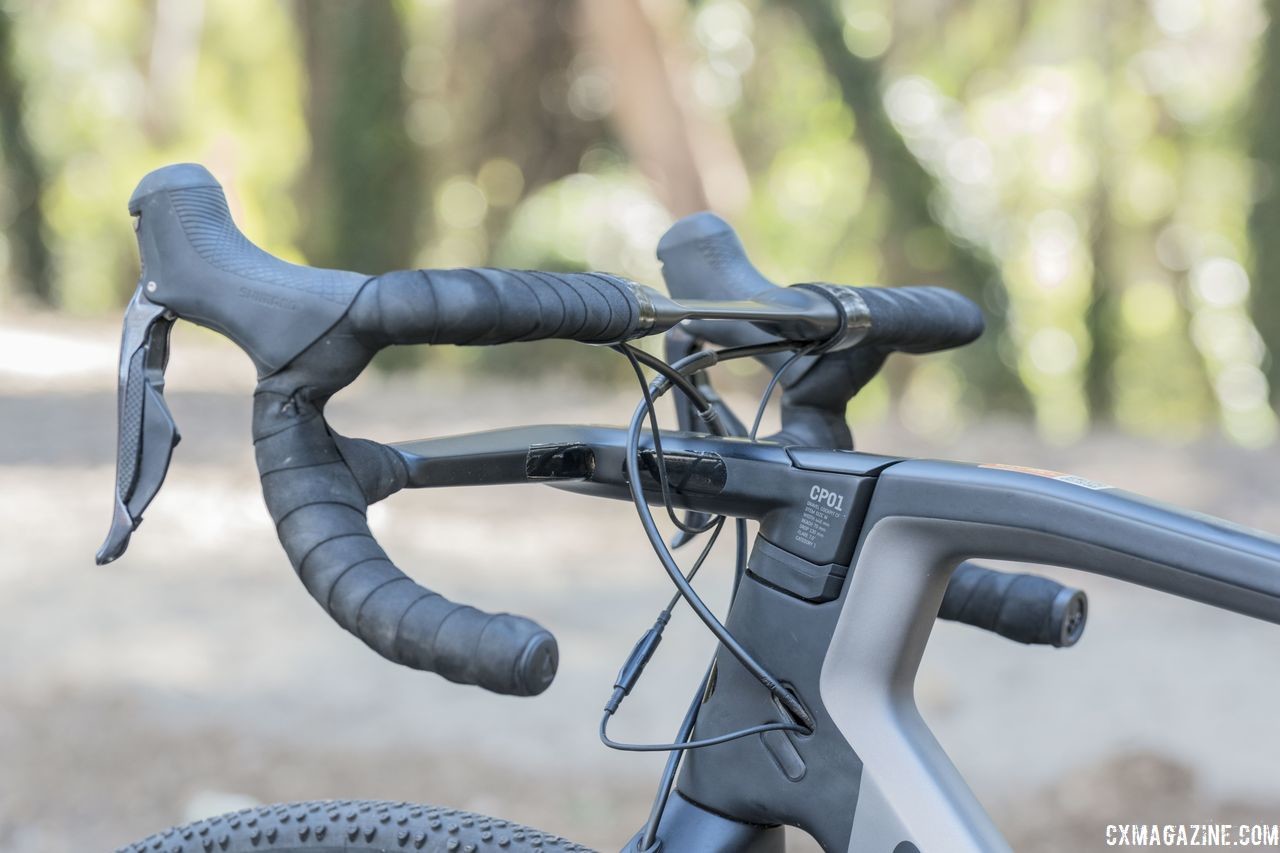 The integrated cockpit prevents the handlebar from swinging too far either way. Canyon Grail CF SLX 8.0 Gravel Bike. © C. Lee / Cyclocross Magazine