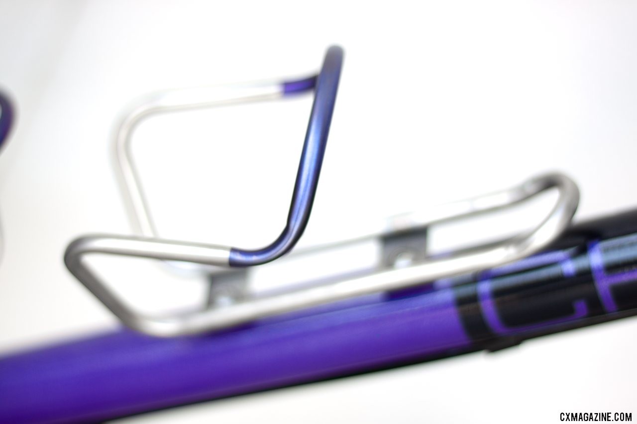 Nice, custom touches are available, including matching bottle cages. Chumba Terlingua steel cyclocross/gravel bike. © A. Yee / Cyclocross Magazine