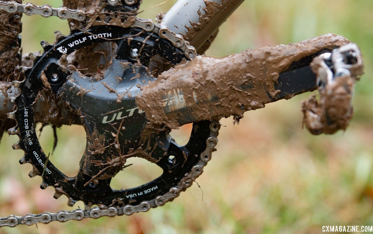 Clouse opted for a 1x setup with a 38t Wolf Tooth Drop Stop chain ring mounted to an Ultegra R6800 crankset. Katie Clouse's Moots Psychlo X RSL. 2018 Cyclocross National Championships V2. Louisville, KY. © Cyclocross Magazine