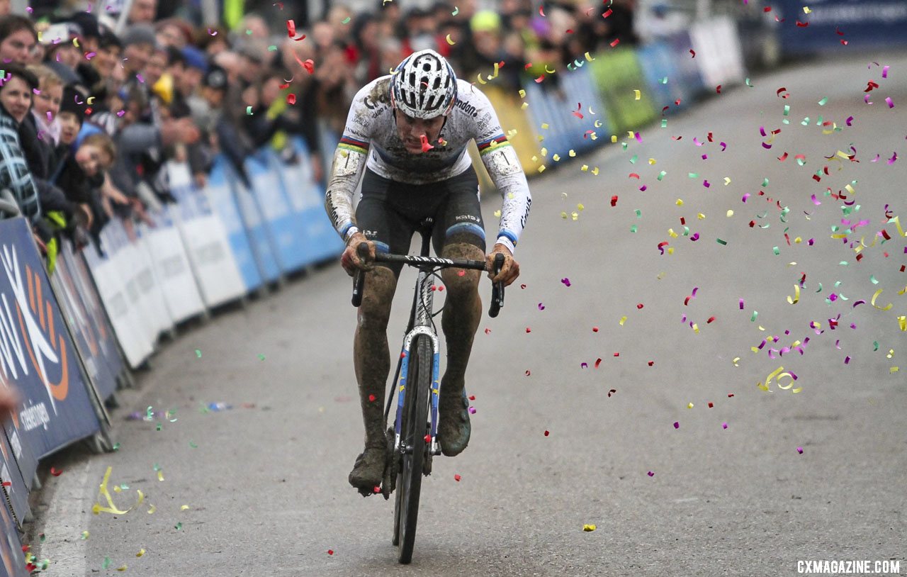 Mathieu van der Poel wins 2019 GP Sven Nys, Elite Men - DVV Verzekeringen Trofee. © B. Hazen / Cyclocross Magazine