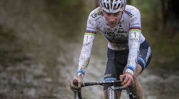 Mathieu van der Poel mad a big comeback after an early crash. 2018 GP Sven Nys, Baal. © B. Hazen / Cyclocross Magazine