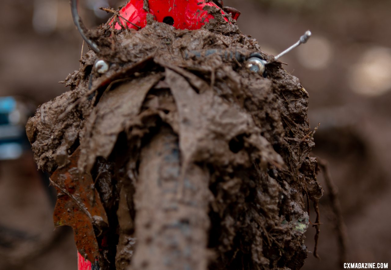 The kids had some of the toughest conditions, and most had rim brakes and less tire clearance without pit bikes and pit crews. Miller Reardon's Redline Conquest 24. 2018 Cyclocross National Championships, Louisville, KY. © A. Yee / Cyclocross Magazine