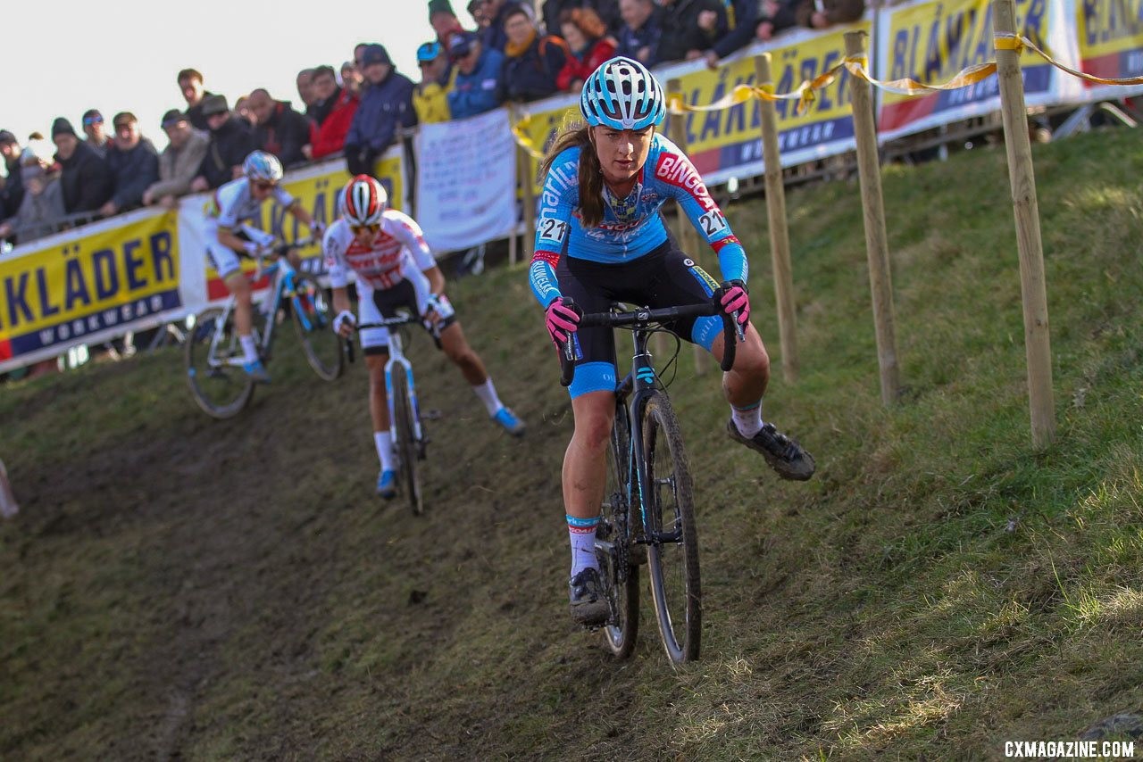 The eventual podium on the off-camber. 2019 Telenet Superprestige Noordzeecross Middelkerke. Elite Women. © B. Hazen / Cyclocross Magazine