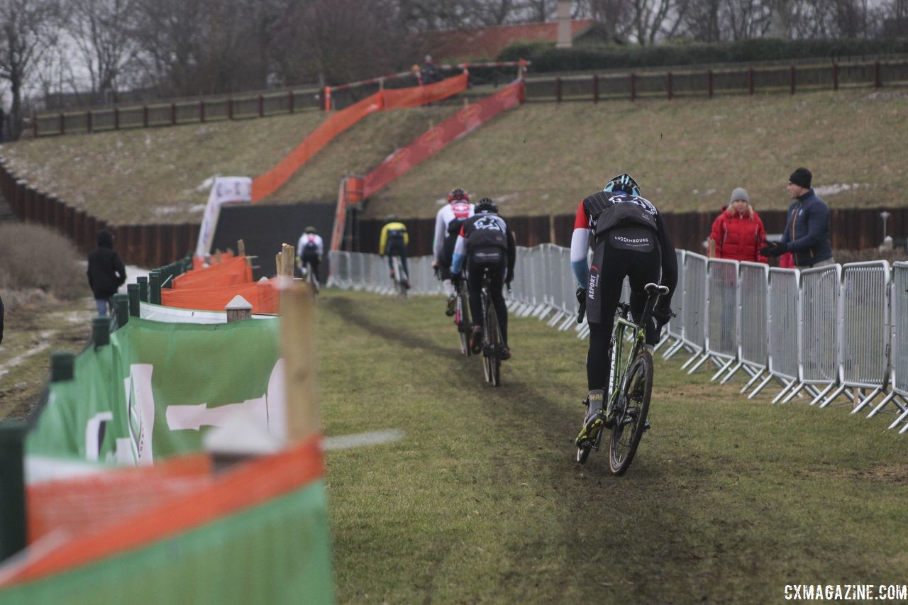 The last long section leads to the embankment. Where the fun starts. 2019 Bogense World Championships Course Preview. © Z. Schuster / Cyclocross Magazine