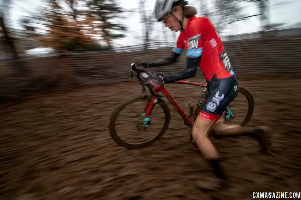 Munro flew the colors of Boulder Junior Cycling while finishing fourth overall in the U23 Women's race at Louisville Nationals. © A. Yee / Cyclocross Magazine