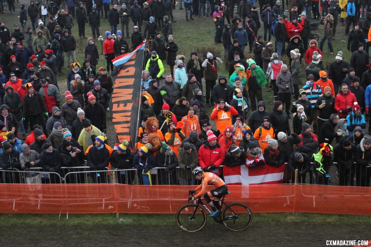 Annemarie Worst was aggressive early. Elite Women. 2019 Cyclocross World Championships, Bogense, Denmark. © B. Hazen / Cyclocross Magazine