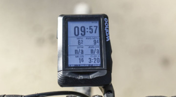 The Elemnt displays up to 11 data fields. Seven fields fits the screen nicely. Wahoo Elemnt GPS Cycling Computer. © Z. Schuster / Cyclocross Magazine