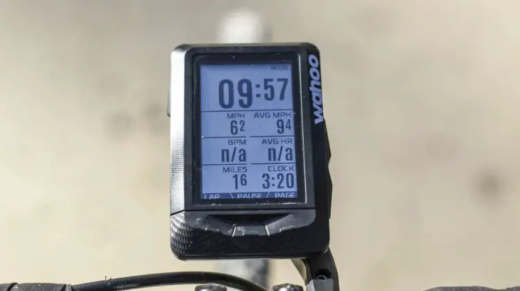 The Elemnt displays up to 11 data fields. Seven fields fits the screen nicely. Wahoo Elemnt GPS Cycling Computer. © Z. Schuster / Cyclocross Magazine