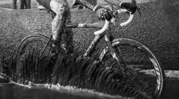 Stephen Hyde made the mud puddles stand up with his power. Elite Men, 2017 Zeven UCI Cyclocross World Cup. © J.Curtes / Cyclocross Magazine