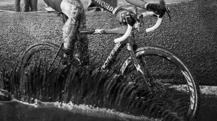 Stephen Hyde made the mud puddles stand up with his power. Elite Men, 2017 Zeven UCI Cyclocross World Cup. © J.Curtes / Cyclocross Magazine
