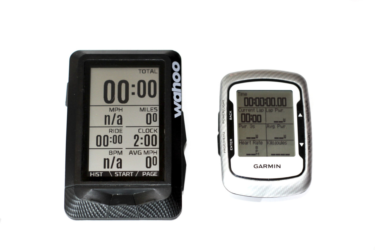 The Elemnt is bigger than more compact computers like the Garmin Edge 500. Wahoo Elemnt GPS Cycling Computer. © Z. Schuster / Cyclocross Magazine