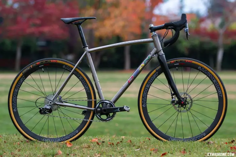 Dean Bikes Team Edition titanium cyclocross features a curved, ovalized top tube, and represents Dean's top-shelf cyclocross option. © A. Yee / Cyclocross Magazine