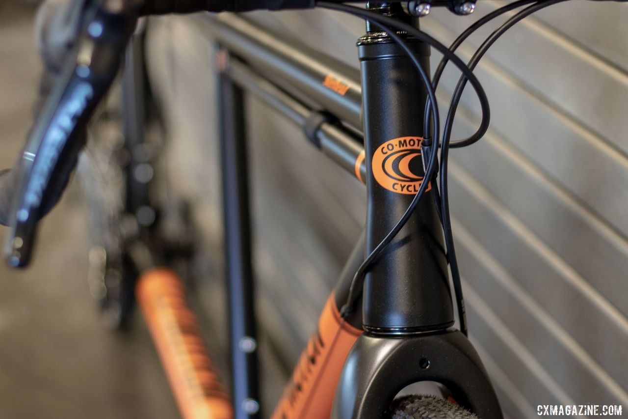 Co-Motion built the Steelhead tandem with Reynolds 853 steel tubing. Co-Motion was one of two companies showing off a gravel tandem at 2019 NAHBS Sacramento. © A. Yee / Cyclocross Magazine