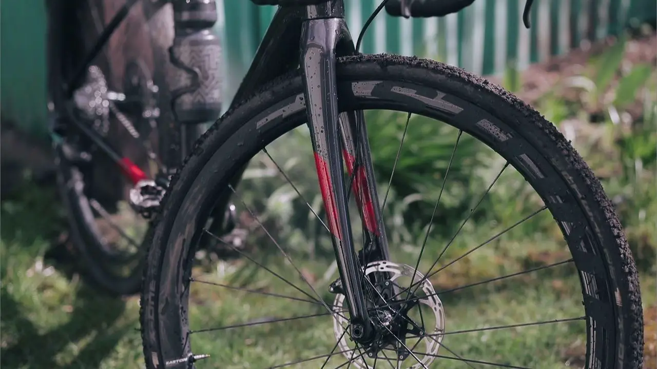 The Easton EC90 SL wheelset is ready for both cyclocross and gravel.