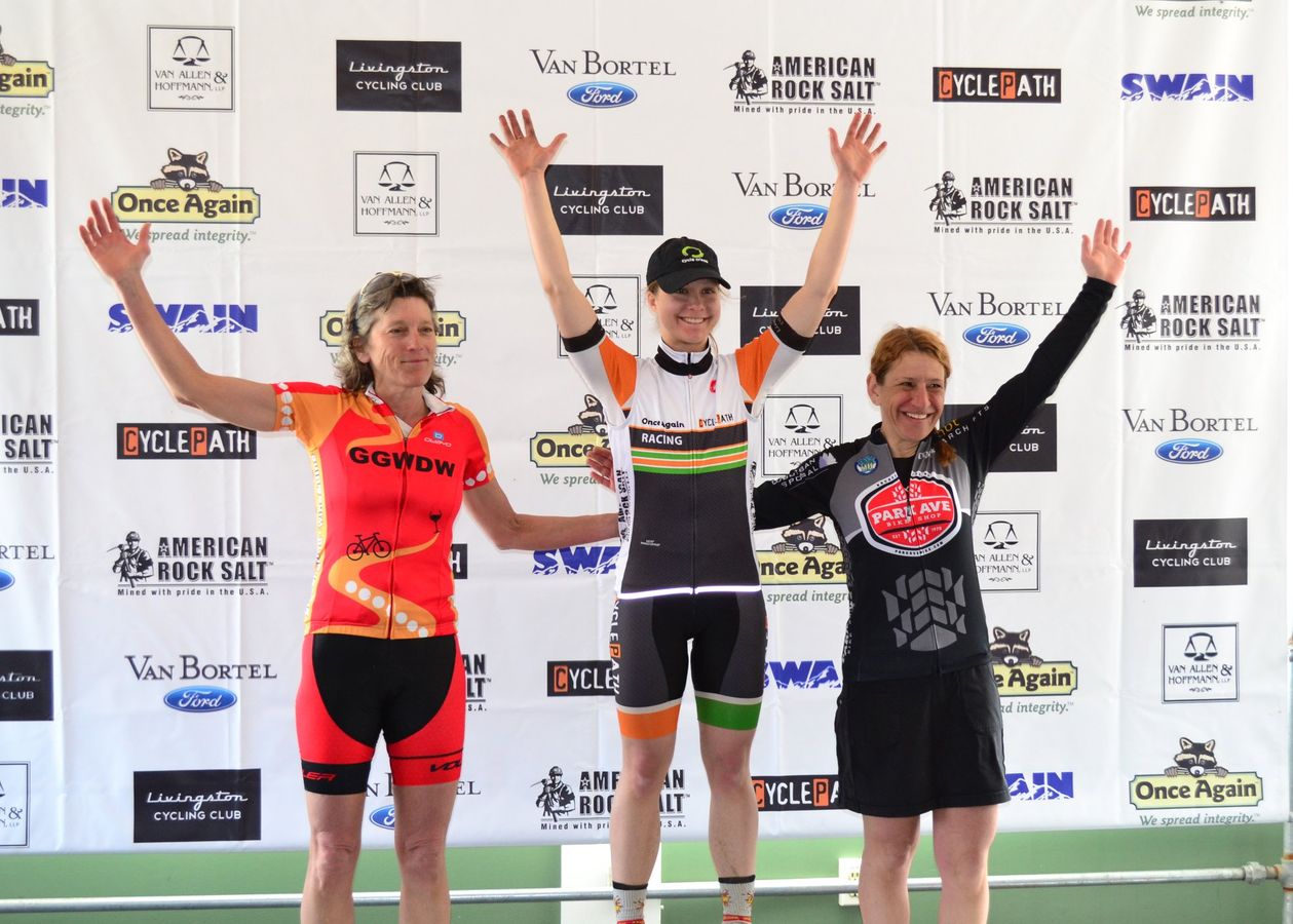 Elite Women's podium: Rachel Andrews, Ruth Sherman and Anne August. 2019 Ossian Giant Gravel Grinder, New York. © Anne Pellerin