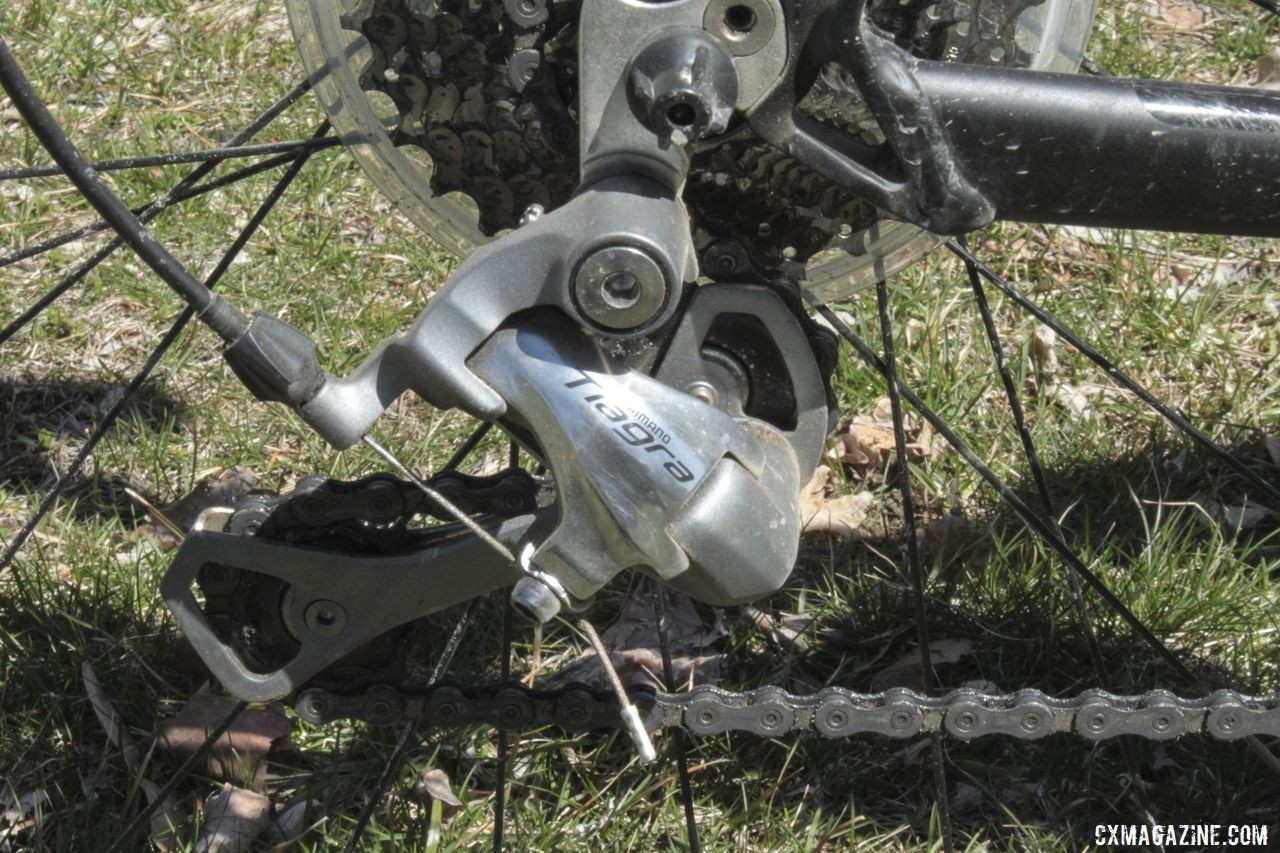 A Shimano 4600 long cage derailleur allowed Westdorp to use a wide range cassette. Steve Westdorp's Alter Cycle Gravel Bike, 2019 Barry-Roubaix. © B. Grant / Cyclocross Magazine