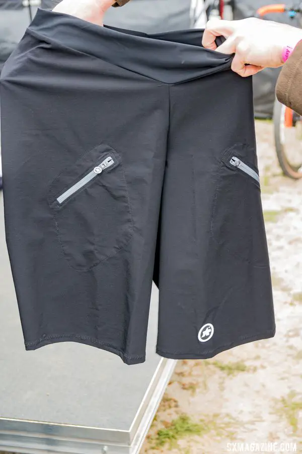 The Trail Collection includes Assos' trail cargo shorts baggies. Assos of Switzerland Trail Collection, 2019 Sea Otter Classic. © C. Lee / Cyclocross Magazine
